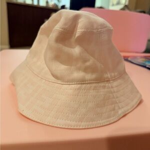 Fendi Kids Light Pink Logo Bucket Hat